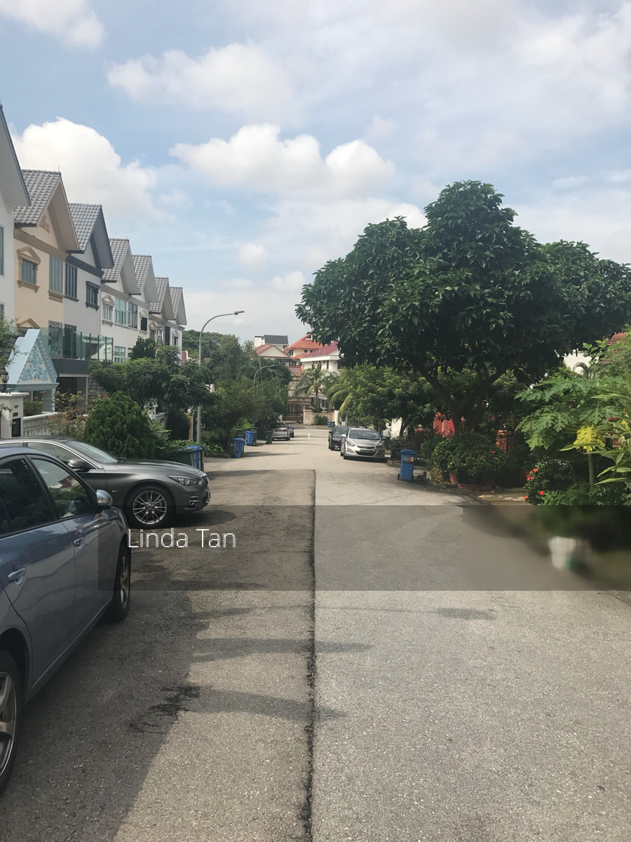 Lowland Road (D19), Semi-Detached #147479062